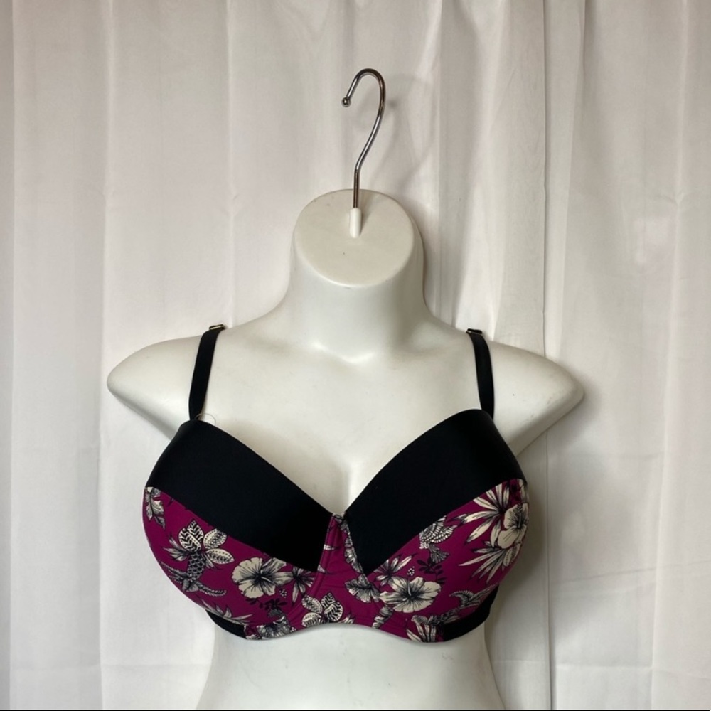 Adore Me floral bikini top